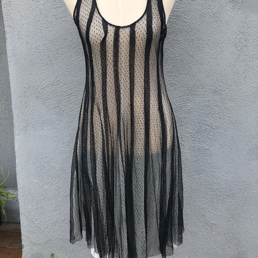 Mesh dress ( sample ) no tags
